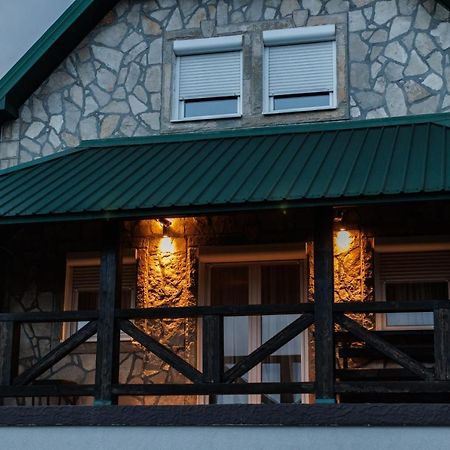 Montagna Resort Žabljak エクステリア 写真