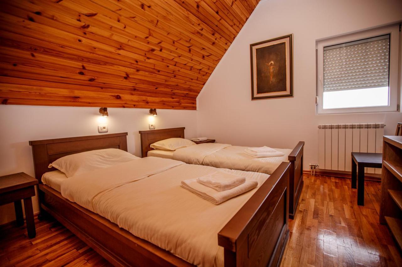Montagna Resort Žabljak エクステリア 写真