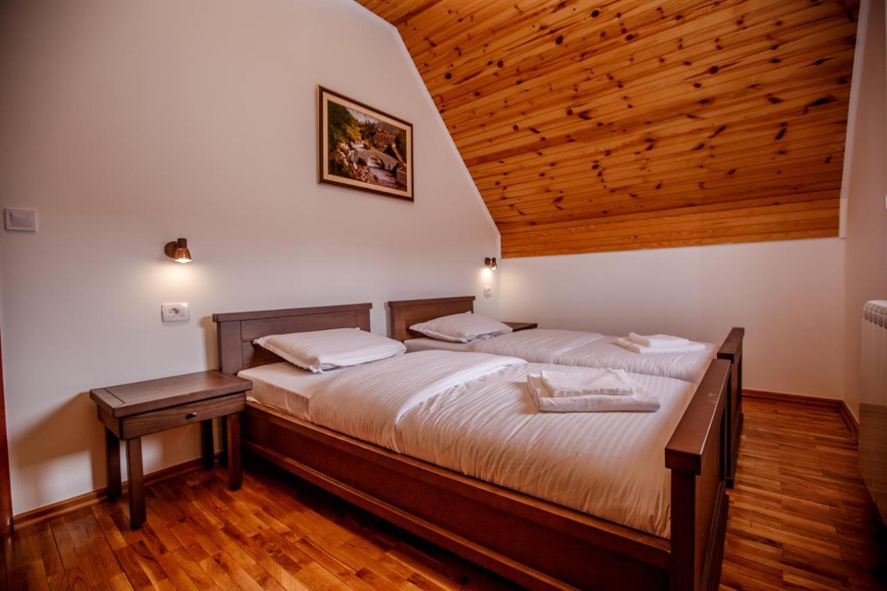 Montagna Resort Žabljak エクステリア 写真
