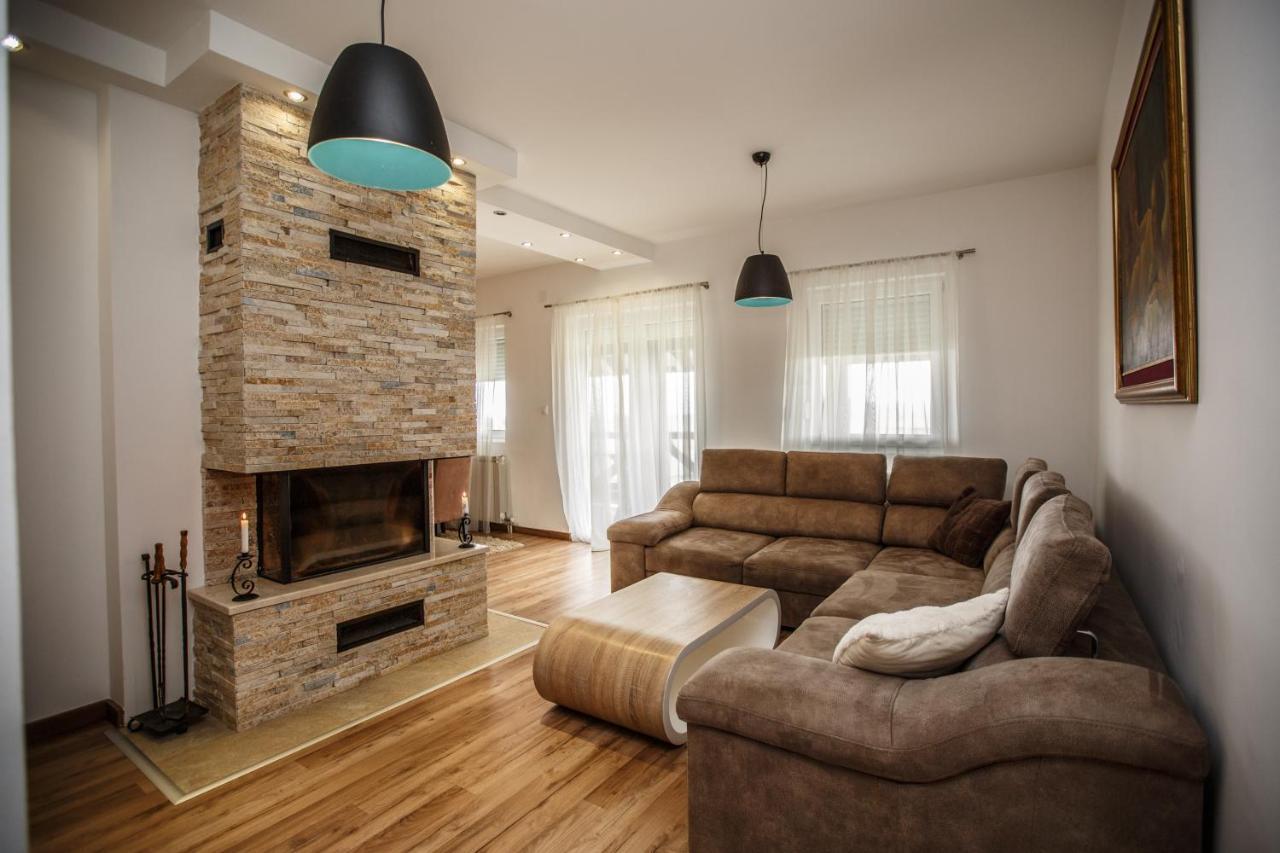 Montagna Resort Žabljak エクステリア 写真