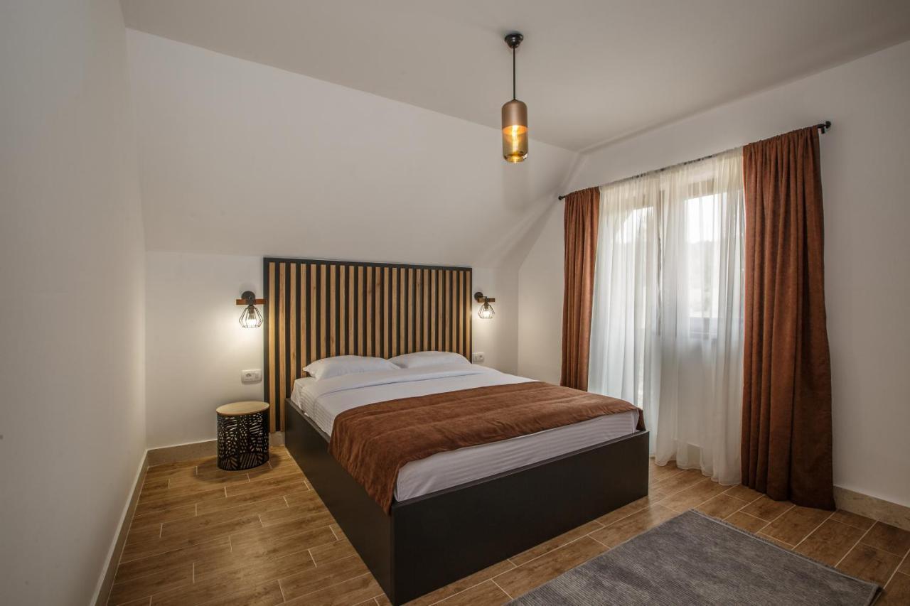 Montagna Resort Žabljak エクステリア 写真