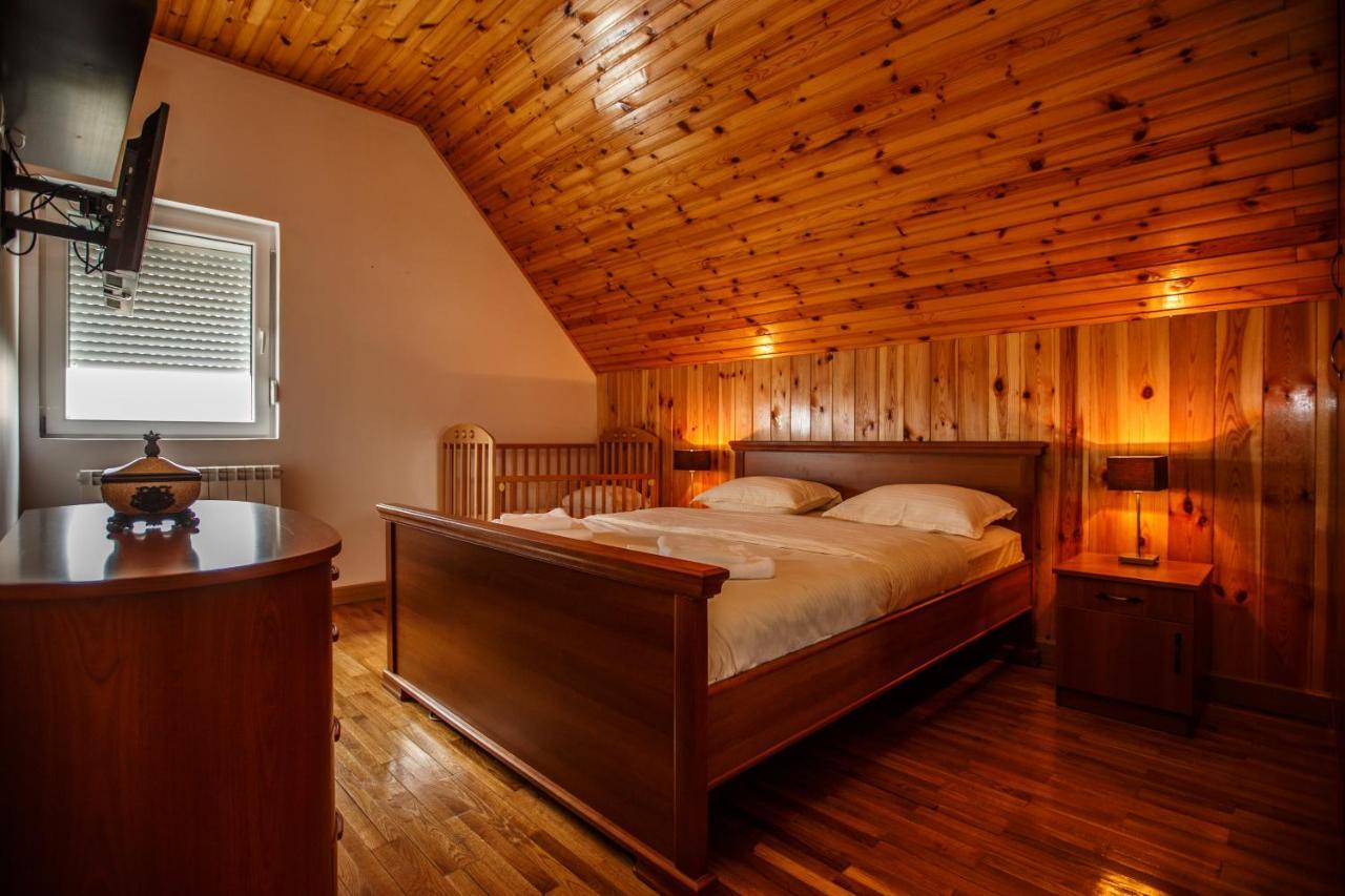 Montagna Resort Žabljak エクステリア 写真