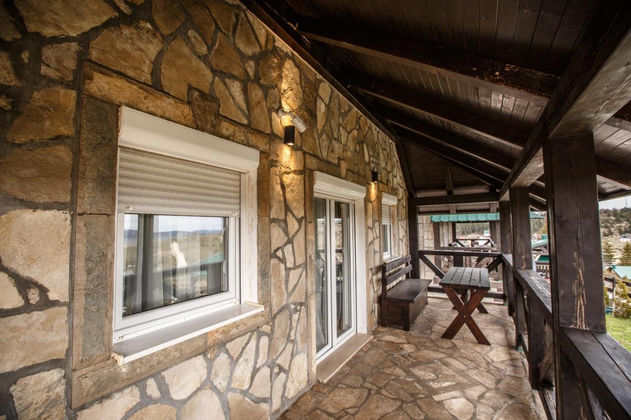 Montagna Resort Žabljak エクステリア 写真