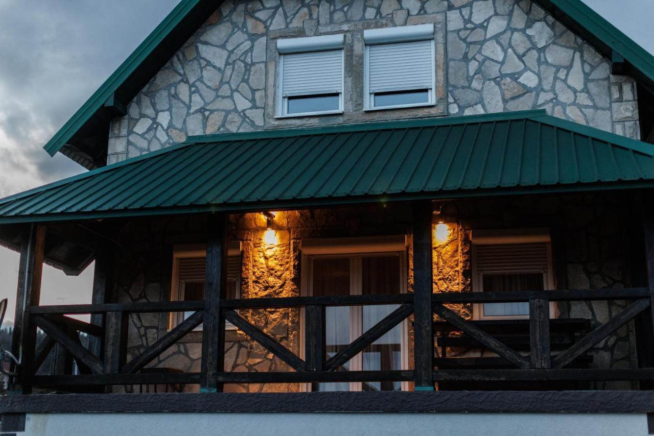 Montagna Resort Žabljak エクステリア 写真