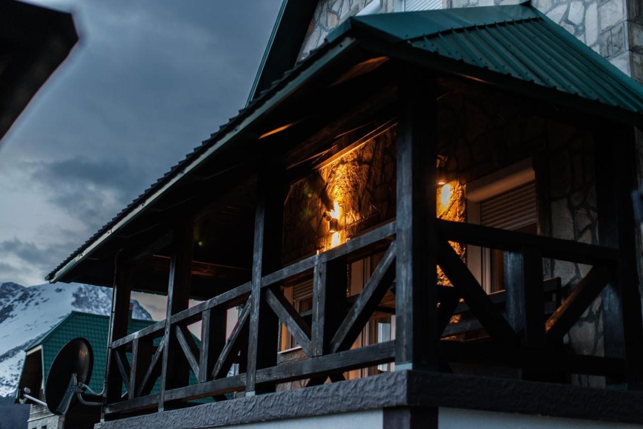 Montagna Resort Žabljak エクステリア 写真